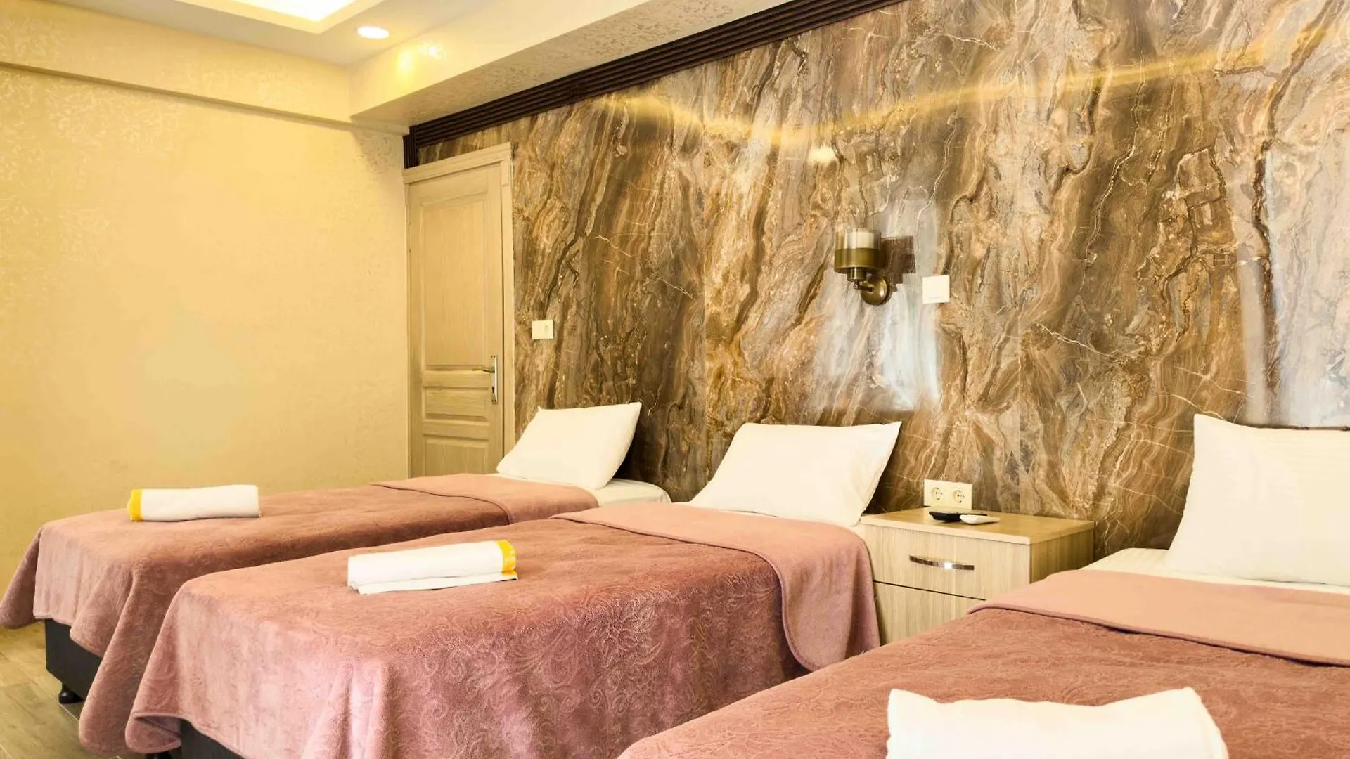 Oez Duenya Hotel اسطنبول